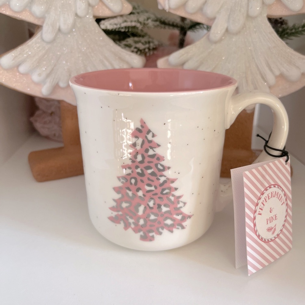 Pink Christmas 🎄 Tree Camper Mug.